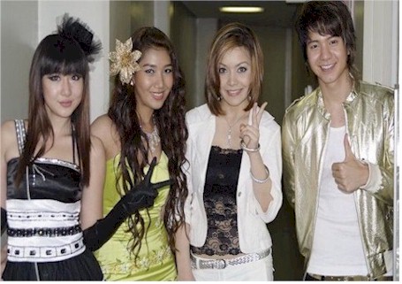 Sandra with stars from neighbouring countries